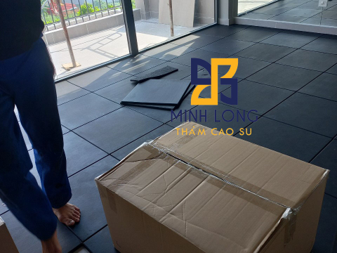 Cung cấp - Thi công: Gạch cao su đen mịn LH: 0898080320