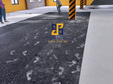 Cung cấp - thi công Thảm - Gạch cao su EPDM – GS Fitness Liên hệ: 0898 080 320